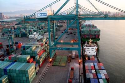 河北港口集團(tuán) 以高效運(yùn)輸助推河北高質(zhì)量發(fā)展